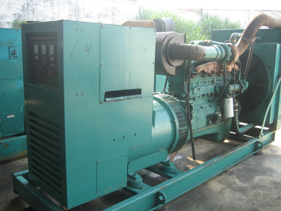 东海租赁发电机- 发电机碳刷磨损的原因是什么