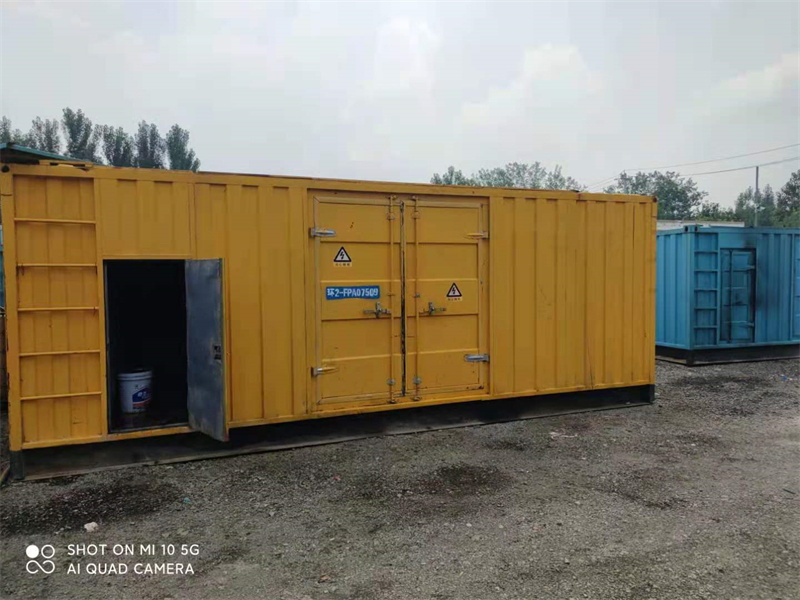 东海200KW柴油发电机组需要配备什么型号的电缆线？