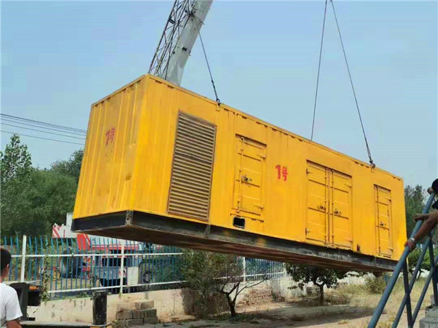 东海300KW柴油发电机组油耗是多少？