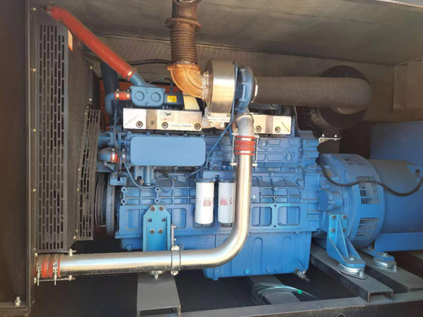 东海柴油发电机组一般有几种电压输出？