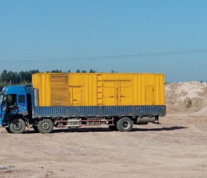 东海发电机出租如何判断柴油发电机冷却液是否需要更换？