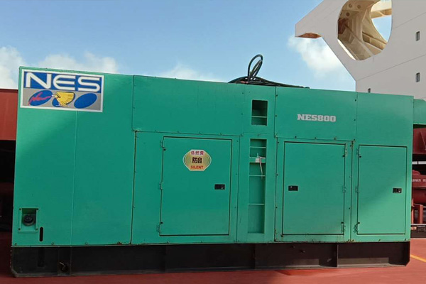 东海如何检测发电机组中性点接地是否良好？